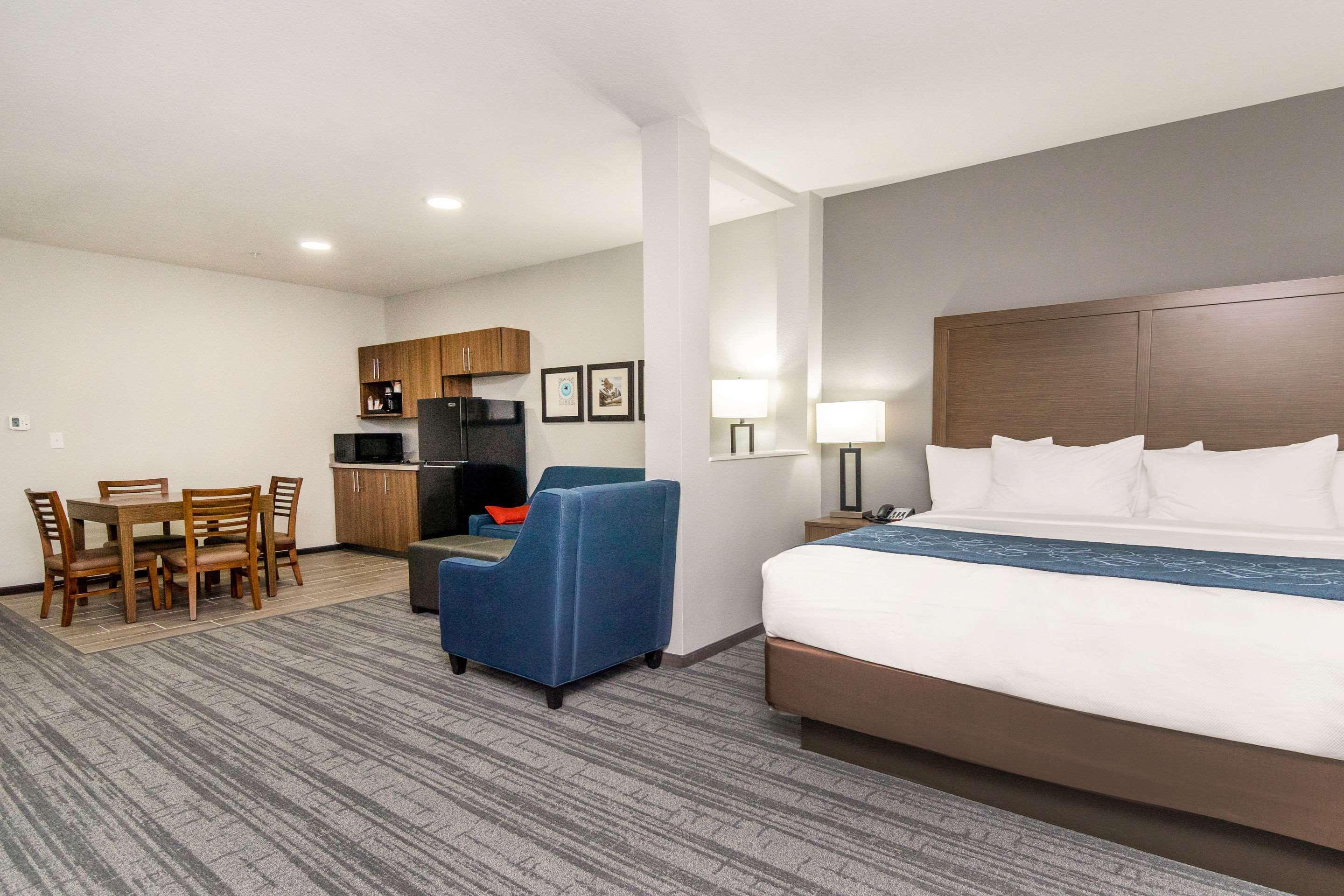 Hotel Comfort Dallas South 3*