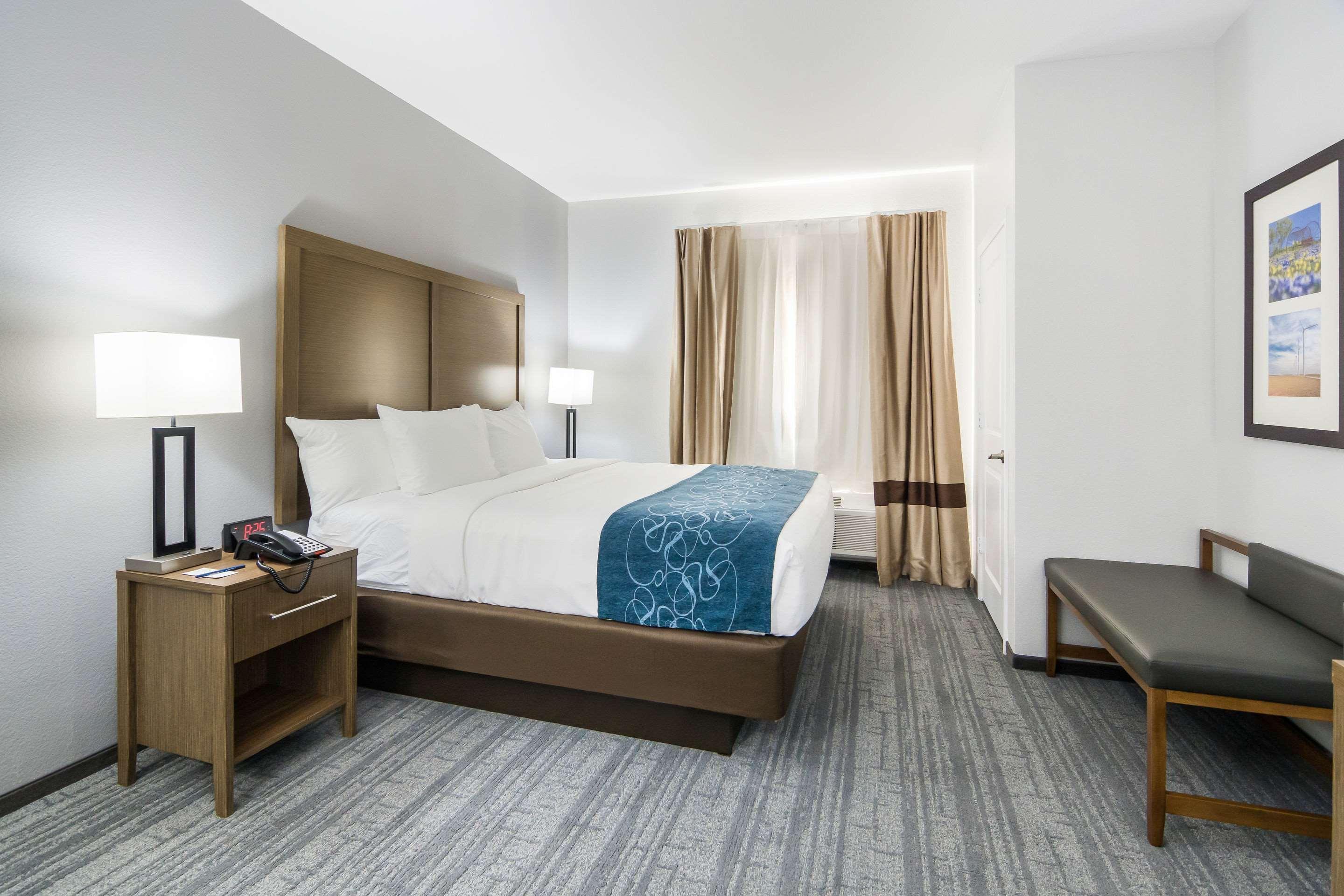 Comfort Dallas South Hotel 3*
