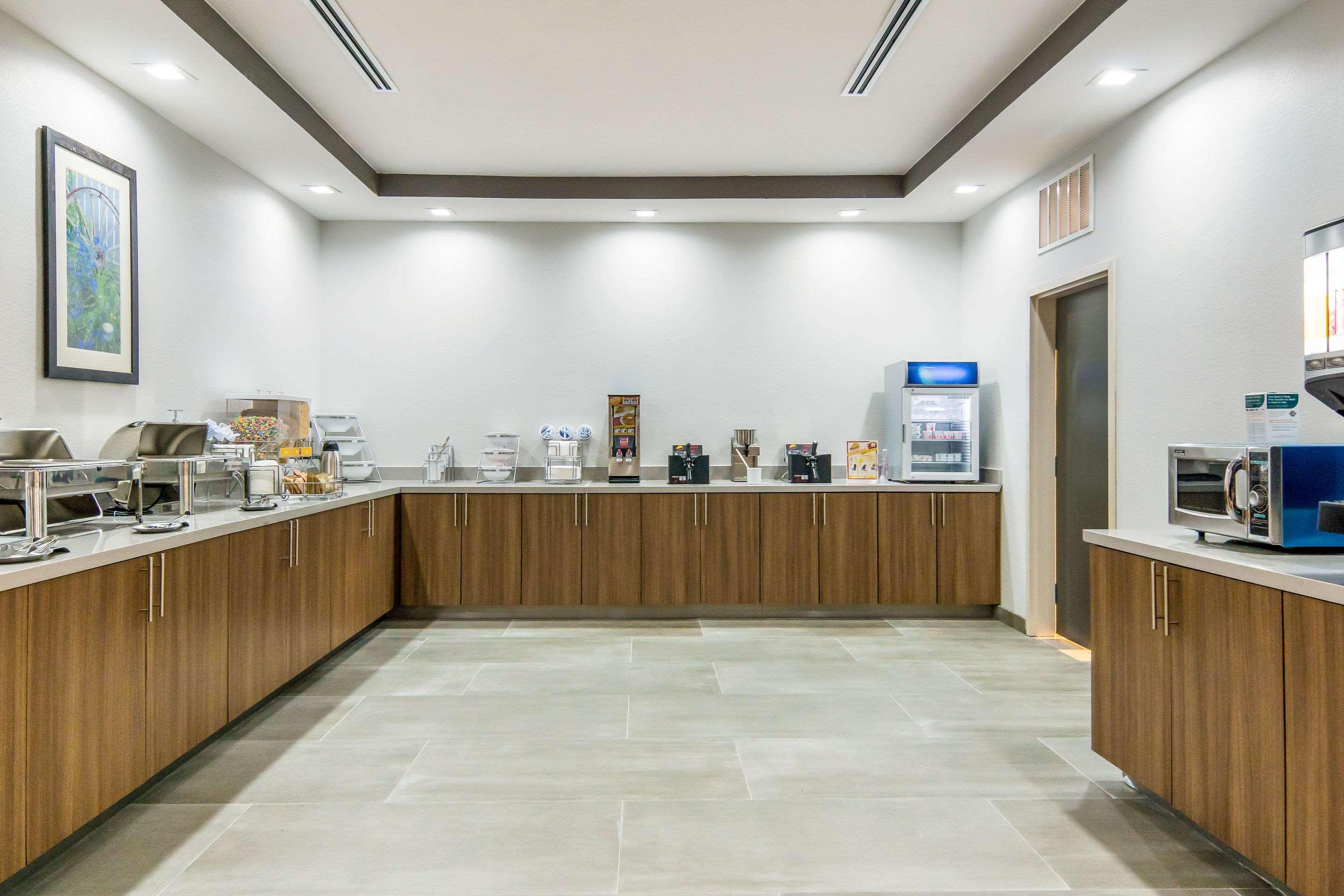 Hotel Comfort Dallas South 3*