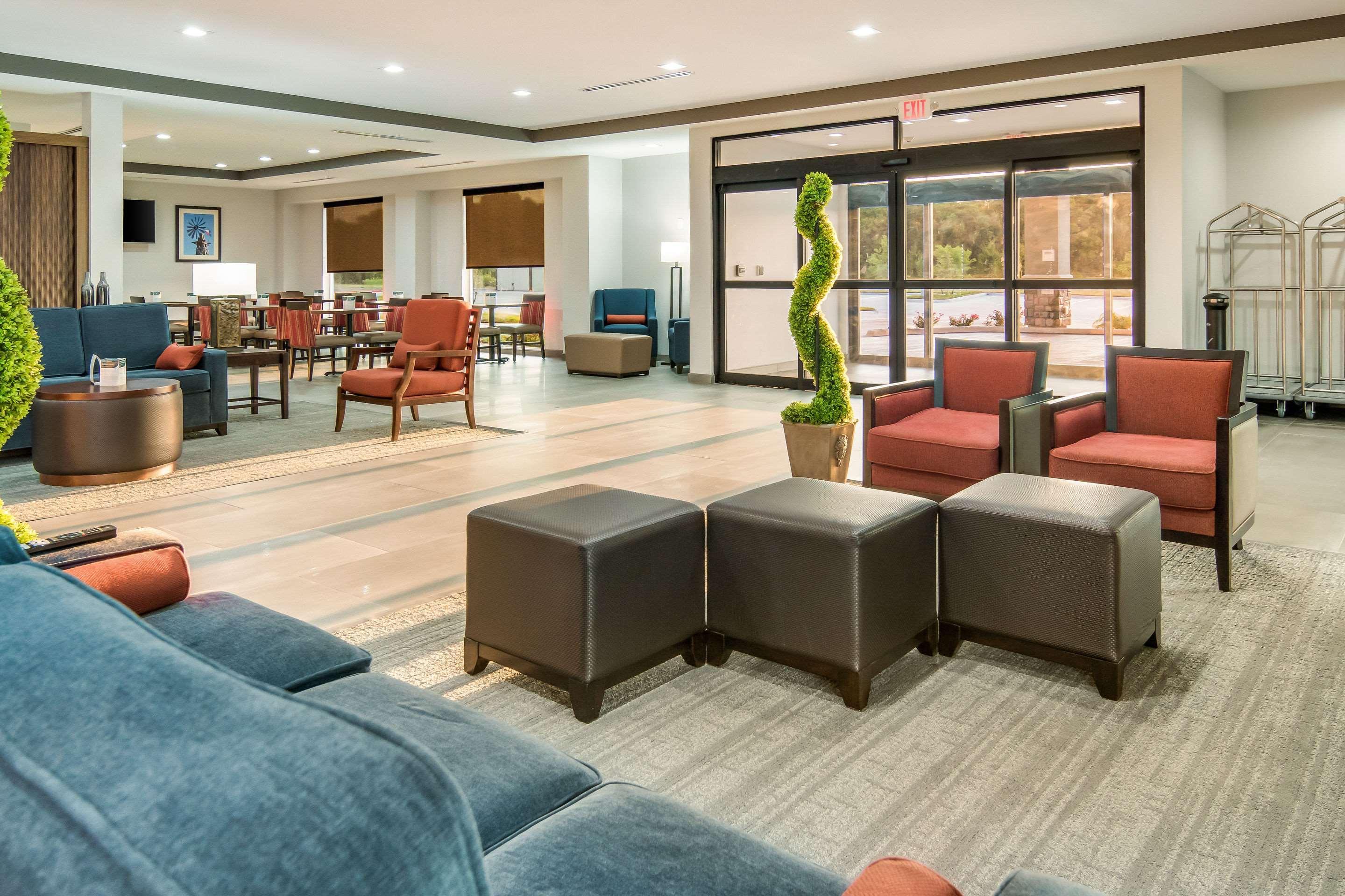 Hotel Comfort Dallas South 3*